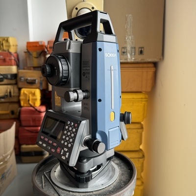Used Sokkia total station IM101 45mm Aperture Total Station 5.3kg Liquid 2-axis Tilt Senser for Civil Engineering Projects