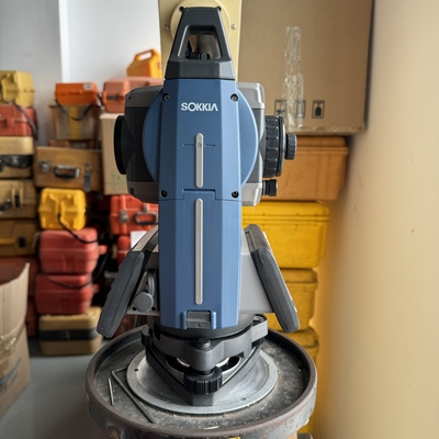 Used Sokkia IM101 total station 32GB USB Flash Memory Total Station with 45mm Aperture and Capacity About 50000 Points Design