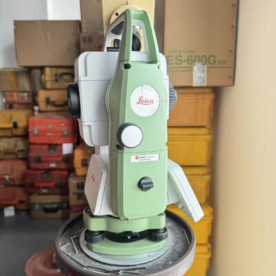 Leica TS03 Manual Total Station with 30X Magnification 1000m Non Prism Distance and 5'' Accuracy for Surveying