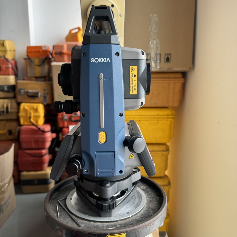 Used Sokkia total station IM101 1'' Minimum Display Total Station for Accurate Surveying 50000 Points Capacity 32GB USB Flash Memory