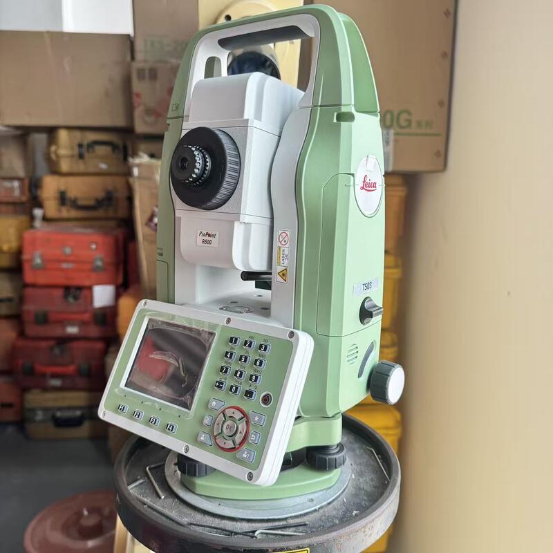 Leica TS03 Total Station with Real-time Operating System 500m Non Prism Distance and IP66 Rated for Surveying