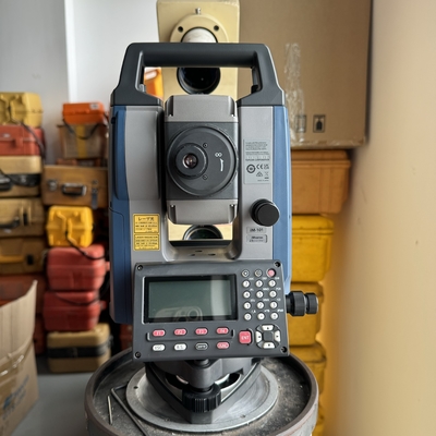 Estação total de Sokkia usada IM101 45mm Apertura Estação total 5,3kg Sensor de inclinação de 2 eixos líquido para projetos de engenharia civil