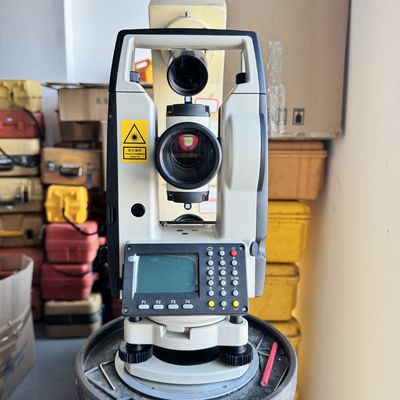 Teodolito Digital Eletrônico da marca Sul NT-023 ±1 Minuto de Arco Compensador Definição de Precisão Teodolito Digital Eletrônico Essencial para Construção e Pesquisa Precisas