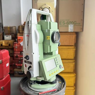 Leica TS09 Total Station com Display Multi-Touch Capacitivo de 5,0 